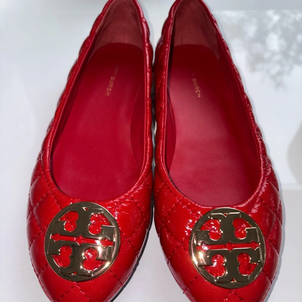 Tory Burch chelsea quilted ballet flat vince patent crinkle, fiesta red/gold sz6 - Picture 7 of 13